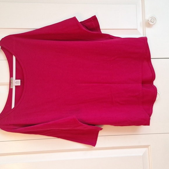 Casual dressy batwing sleeve top - Picture 1 of 4